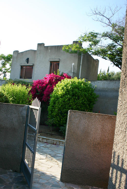 Mavrovoúnion Cavo Grosso Bungalows الغرفة الصورة